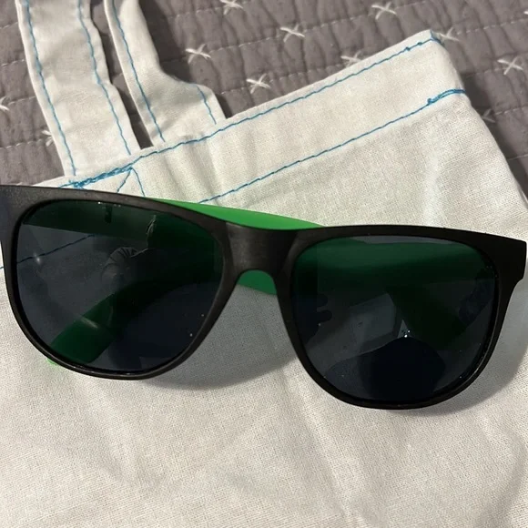 Eyeglass cases - Picture 7 of 10